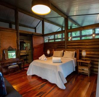 Paraty Villa | Casa do lenhador