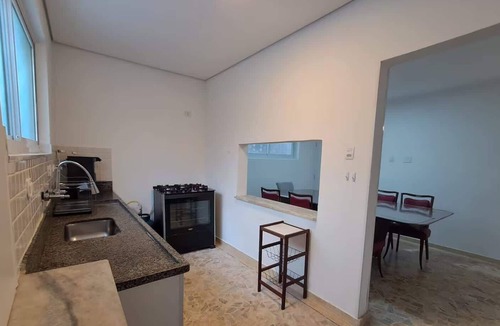 Gonzaga Apartment | Casa em Santos a 850m da Praia do Gonzaga