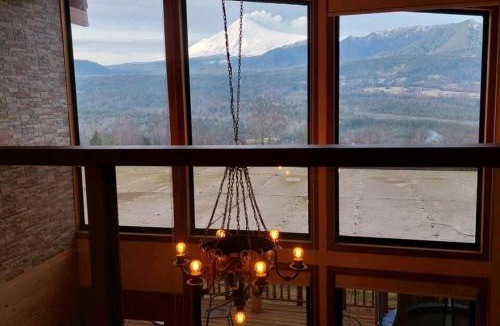 Villarrica Ski Chalet | Casa en la montaña, exclusivo vehículo 4x4