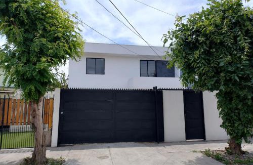 La Granja Apartment | casa entera con estacionamiento