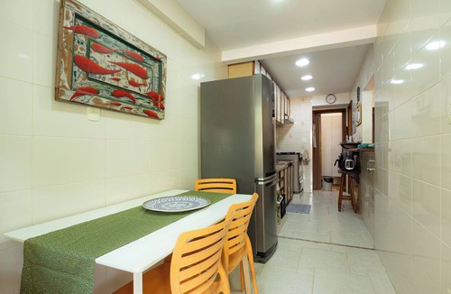 Barra da Tijuca House | Casa Oásis in Barra da Tijuca, 600 meters from the beach, shopping malls and subway.