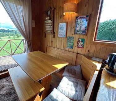 Frutillar House | Casa Ruca con vista al campo
