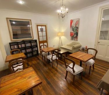 Downtown Santiago Bed & Breakfast | Castelletto Bed & Breakfast