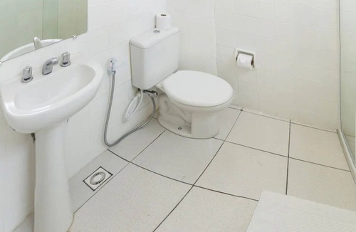 Nova Friburgo Hotel | Central Stay Ideal for Exploring Nova Friburgo’s Best