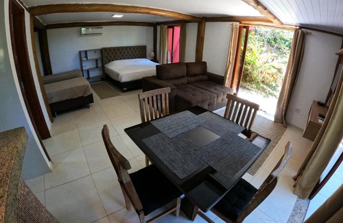 Felix Apartment | Chalé e Suite Manacá