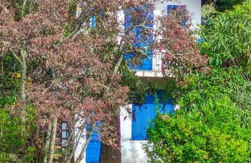 Passa Quatro House | Chalé Refúgio Casarão
