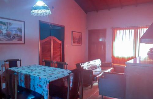 Punta Mogotes House | Chalet Clásico con cochera - La Casita de Mogotes