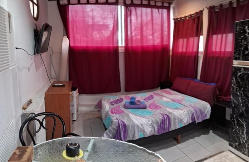 Comuna 10 Apartment | Che Lolita house 4