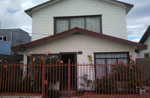 Punta Arenas House | cheap accommodation, central, steps from the waterfront
