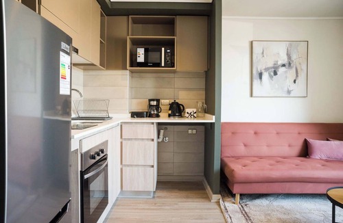 Santiago Apartment | Chic 2BR Apt in Nunoa with Balcony for 5