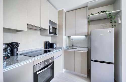 Nunoa Apartment | City Living- 2D w/Wifi