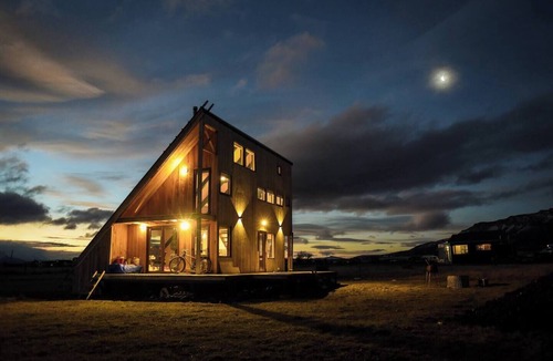 Puerto Natales Ski Chalet | Casa Lenga, 5 kms from Puerto Natales