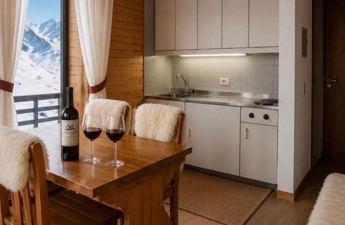 Las Lenas Apartment | Club de la Nieve Hotel