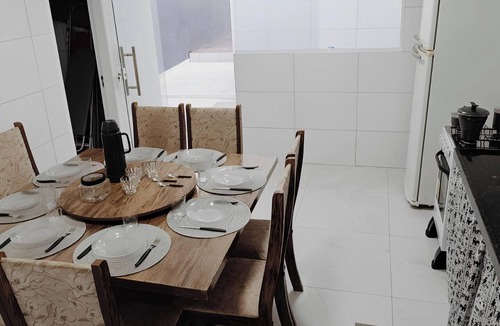 Sao Jose House | Comfort and Style | 7 Min Walk from Parque do Povo.