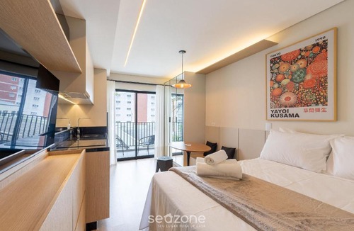 Prado Velho Apartment | Comfort w/balcony 5 min from PUC EBI0304