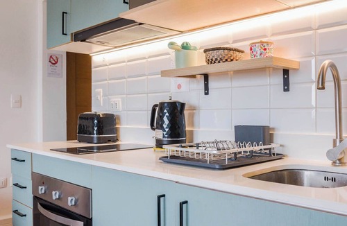 Barrio Italia Apartment | Comfortable Apartment with Full Kitchen and Wifi