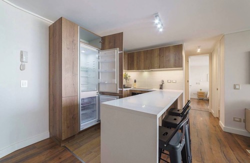 Apoquindo Apartment | Comfortable Apartment in Las Condes: Pool and Gym!