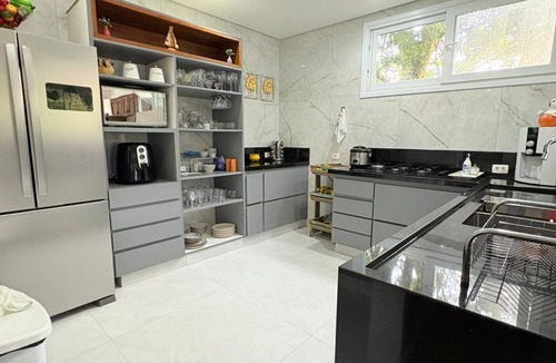 Toque-Toque Pequeno House | Comfortable house with heated pool.
