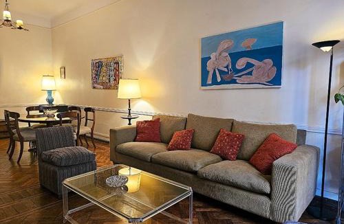 Balvanera Apartment | Comodo piso en Buenos Aires centro, cerca de importantes avenidas centros gastronomicos y plaza Houssey,