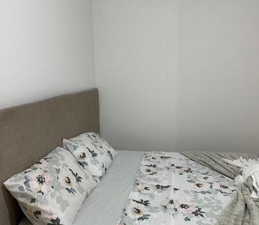 Dom Aquino Apartment | Condominio Ormond