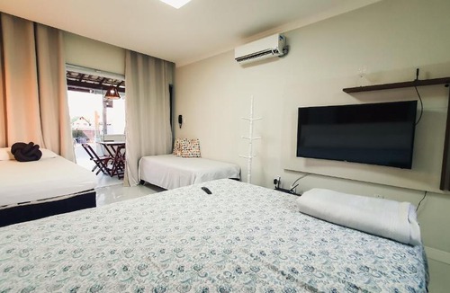 Arembepe Apartment | Confortável casa em Arembepe,100 metros da Praia com Churrasqueira Piscina e Wi-fi