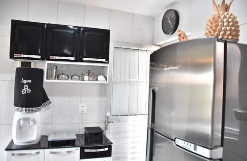Tamandare House | Cozy house with Wi-Fi and air conditioning.