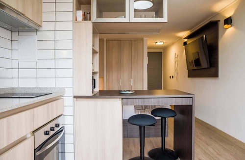 Nunoa Apartment | Cozy Nunoa Apt for 2 with Balcony Views