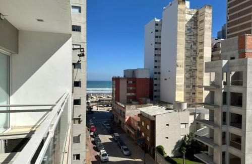 Necochea Apartment | Depart a una cuadra de la playa, garaje, pileta