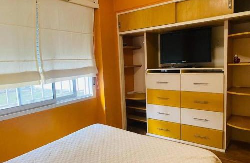 Centro Apartment | Departamento de 2 dormitorios todos los servicios incluidos aire acondicionado en todos los ambientes TV WiFi excelente ubicación INCLUYE cochera