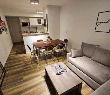 Belen de Escobar Apartment | Departamento Dos Ambientes Amoblado Con Balcón Y Cochera En La Entrada De Escobar