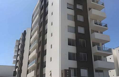 La Serena House | Dept. 9th Floor, Cond. Pacific III