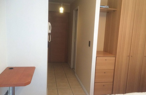 Downtown Santiago House | Depto metro SANTA ANA