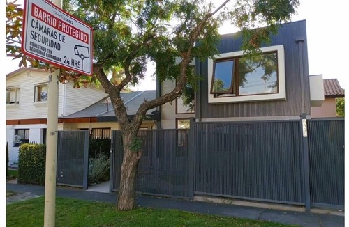 Las Condes Apartment | Detached Tiny House with parking
