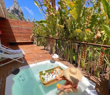 Floresta Velha Hotel | Dolphin Hotel
