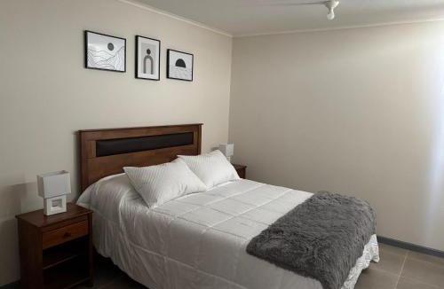 Talca Apartment | Dormitorio matrimonial con baño privado - altos de san miguel