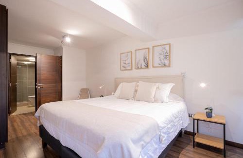 El Golf Apartment | El Golf Family Oasis near Costanera Center