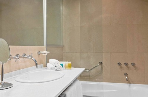 Microcentro Hotel | Elegant Room w/Access to Rooftop Pool | Steps to Florida Street | Pets Allowed