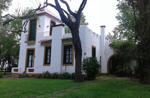 Partido de General Las Heras House | Estancia Santa Elena