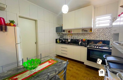 Jardim Sao Miguel House | Excellent house 5 minutes from Enseada Beach | Barbecue and Wi-Fi