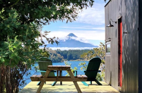 Frutillar House | Exclusiva Cabin en tranquilo campo a orillas del lago con vista a volcanes - hot tub privado