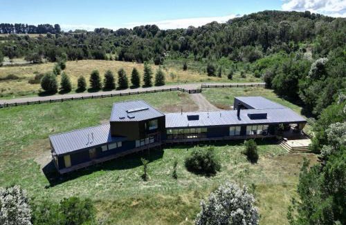 Puerto Varas Apartment | Exclusiva Villa de Lujo 450m2 Parcela Privada de 5000 m2 en Fundo Las Cumbres Puerto Varas