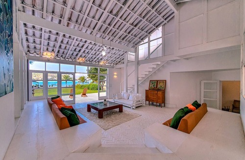 Village da Ferradura House | Exclusive House on the Sandy Beach of Ferradura