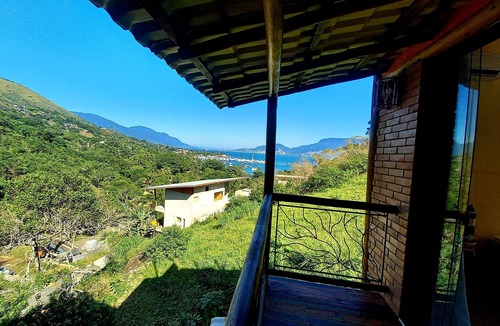 Ilhabela Apartment | Exclusive suites close to the Historic Center.