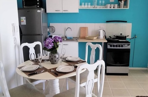 La Serena Apartment | FAMILY APARTMENT, 5 MIN. FROM THE BEACH AND ROUTE 5, OCEAN VIEW.