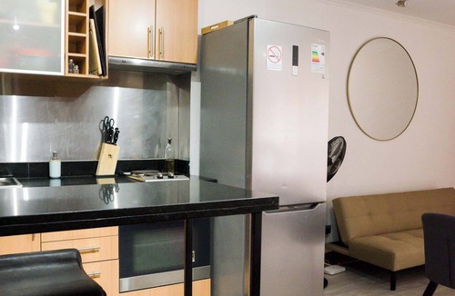 El Golf Apartment | Family-Friendly 2BR Apartment with Balcony and Gym
