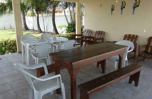 Balneario House | Family home, swimming pools, wheelchair accessible, 80 meters from the sea, Lucena/Camacari