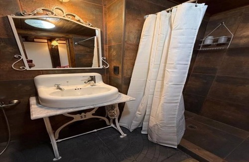 San Martin de los Andes Cabin | Fully equipped, detached cabin; free parking; heated; quiet neighborhood.
