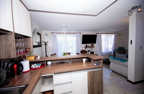 Pucon House | Fully equipped house in condominium, free parking and supermarket nearby in Pucón.