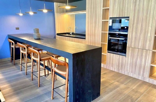 El Golf Apartment | Furnished 1 Bedroom in Santiago in Somma Asturias
