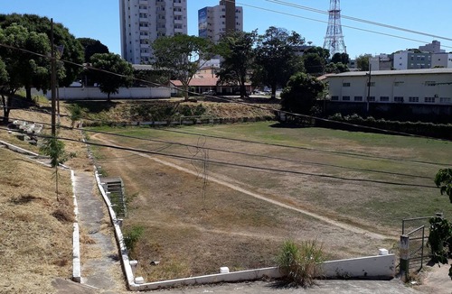 Araes House | Furnished loft with air conditioning and Wi-Fi for short-term rental in Cuiabá.